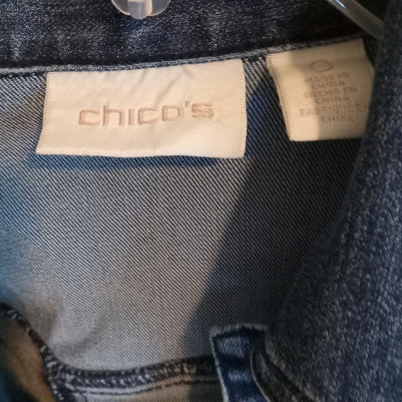 Chico's woman's Jean jacket - Picture 3 of 3